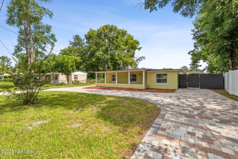 1901 Forest Hills Rd, Jacksonville, FL 32208