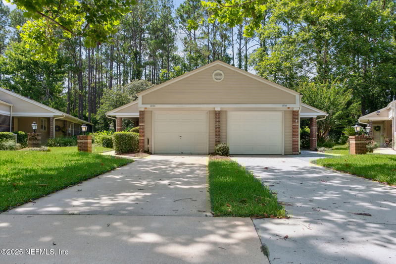 13706 Wm Davis Pw, Jacksonville, FL 32224