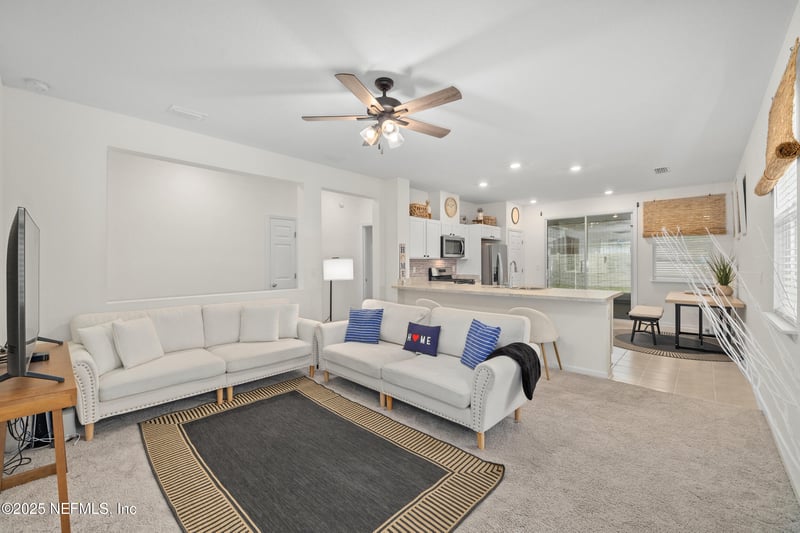 148 Stonecrest Dr, St Johns, FL 32259