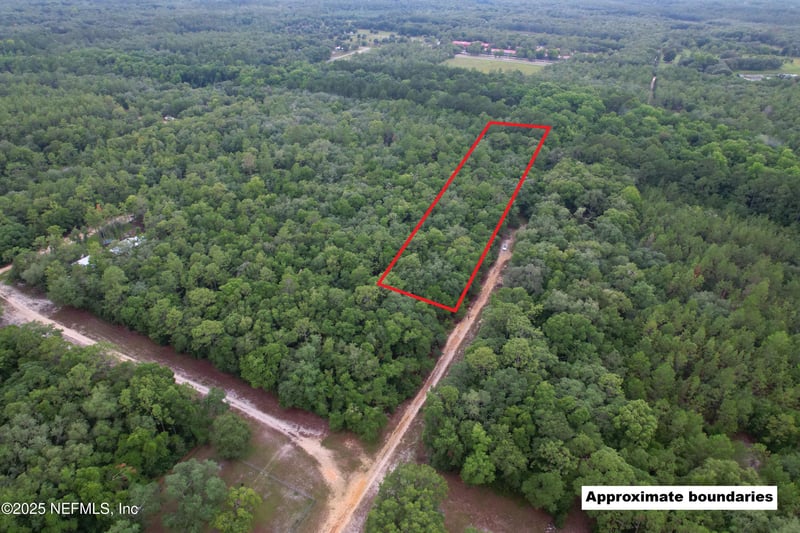 0000 Huron St, Interlachen, FL 32148