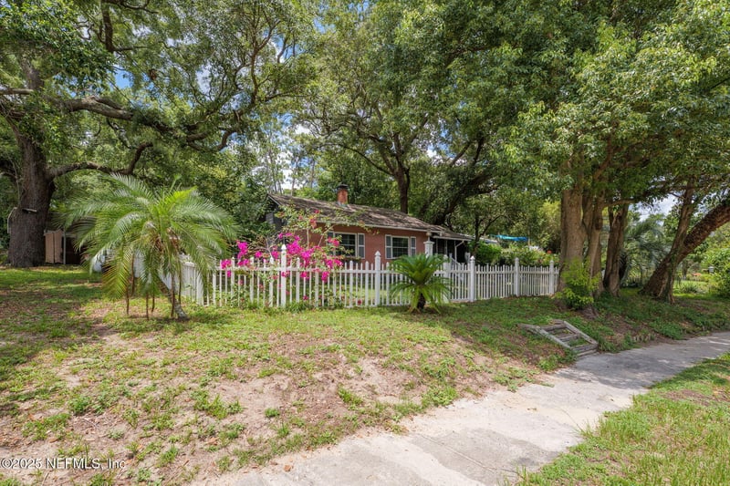 360 Lakeview Dr, Keystone Heights, FL 32656