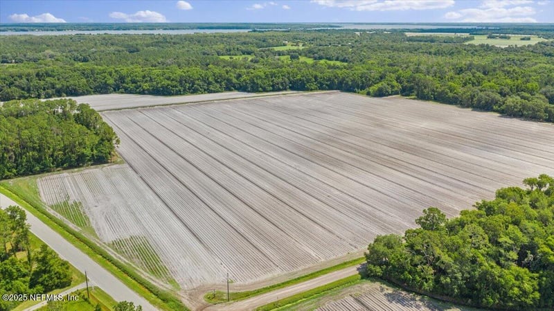 233 River Rd, East Palatka, FL 32131