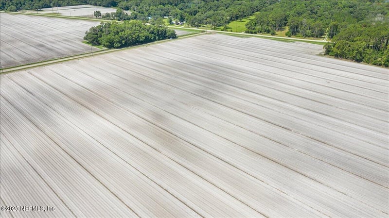 233 River Rd, East Palatka, FL 32131