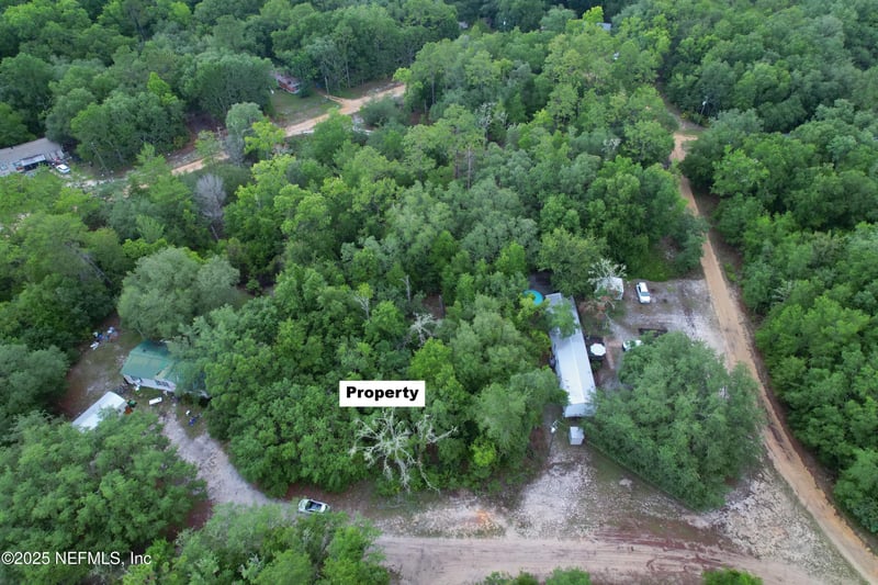 102 104 Circle Dr, Interlachen, FL 32148