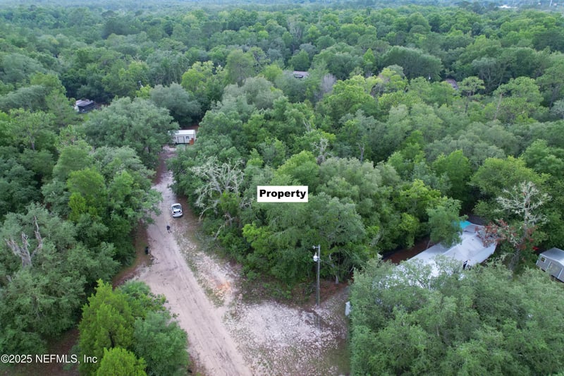 102 104 Circle Dr, Interlachen, FL 32148