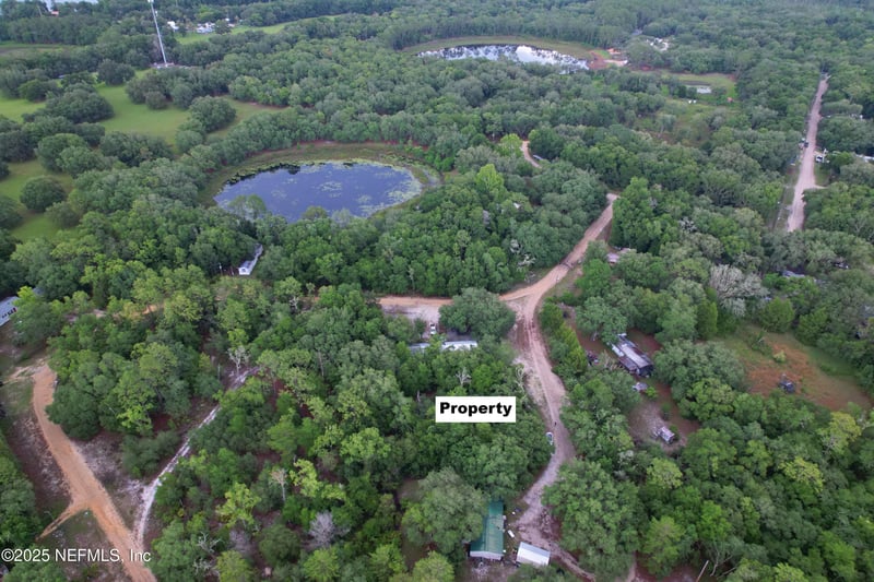 102 104 Circle Dr, Interlachen, FL 32148