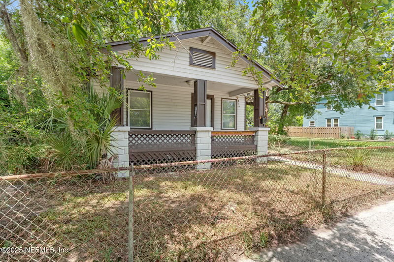 1045 11th St, Jacksonville, FL 32206