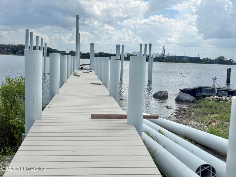 6030 Heckscher Dr, Jacksonville, FL 32226