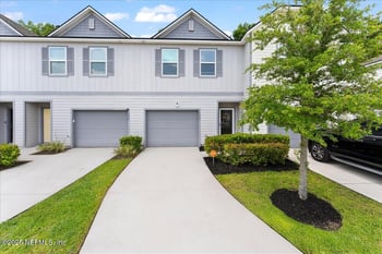 10560 Madrone Cove Ct, Jacksonville, FL 32218