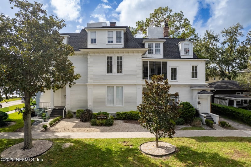 2105 River Blvd, Jacksonville, FL 32204