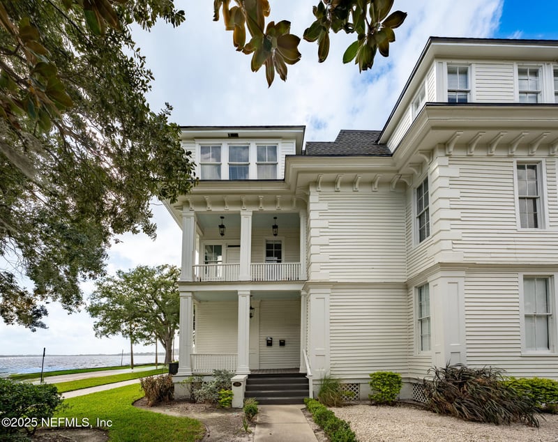 2105 River Blvd, Jacksonville, FL 32204