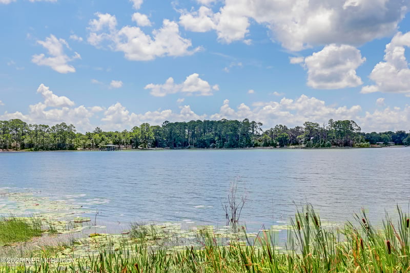 104 Carter Whittaker Ln, Pomona Park, FL 32181