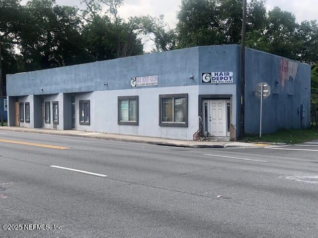 1492 Kings Rd, Jacksonville, FL 32209