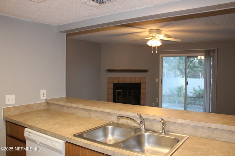 791 Assisi Ln #302, Jacksonville, FL 32233