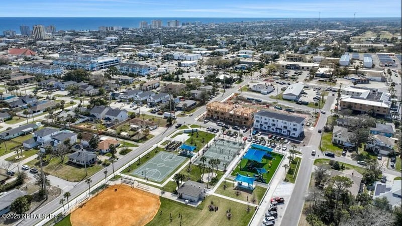 1034 2nd Ave, Jacksonville Beach, FL 32250
