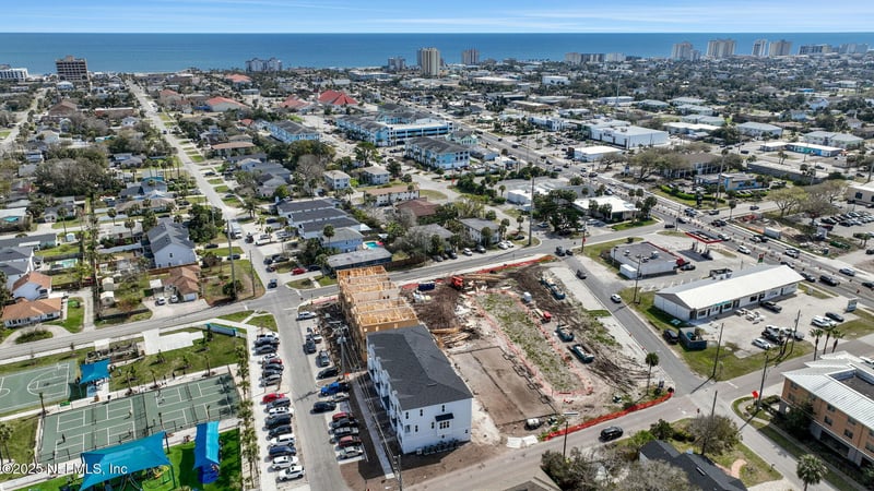 1034 2nd Ave, Jacksonville Beach, FL 32250