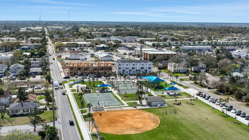 1018 2nd Ave, Jacksonville Beach, FL 32250