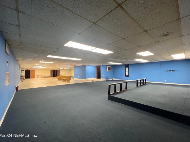 1239 Rogero Rd, Jacksonville, FL 32211