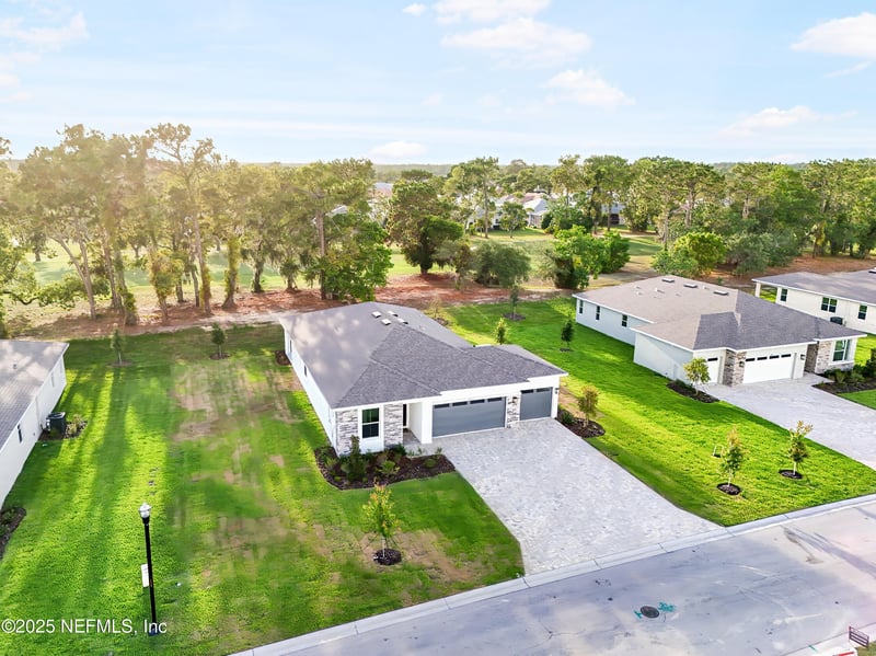 9127 Players Dr, Weeki Wachee, FL 34613