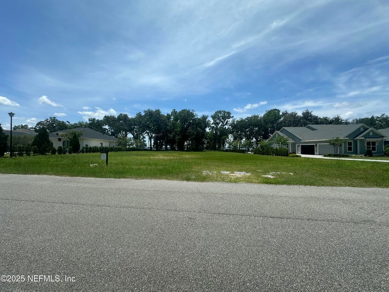 330 Hallowes Cv, St Johns, FL 32259