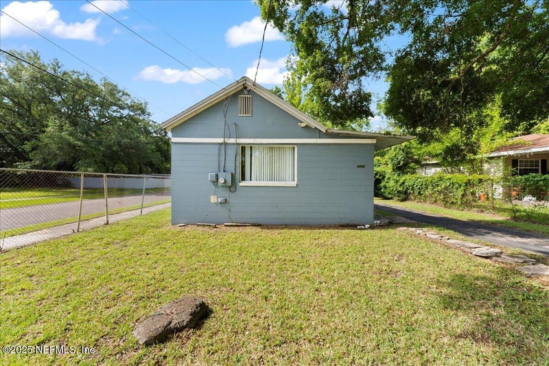 2202 1st St, Jacksonville, FL 32209