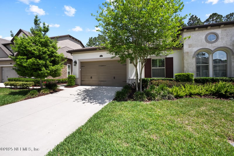 435 Wingstone Dr, Jacksonville, FL 32081