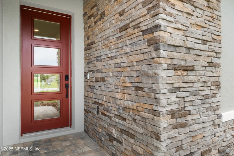 9143 Players Dr, Weeki Wachee, FL 34613