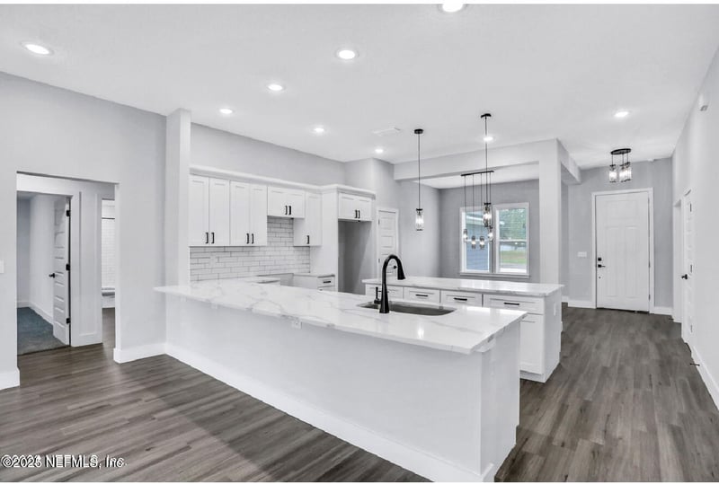 2972 Cape View Dr, Jacksonville, FL 32226