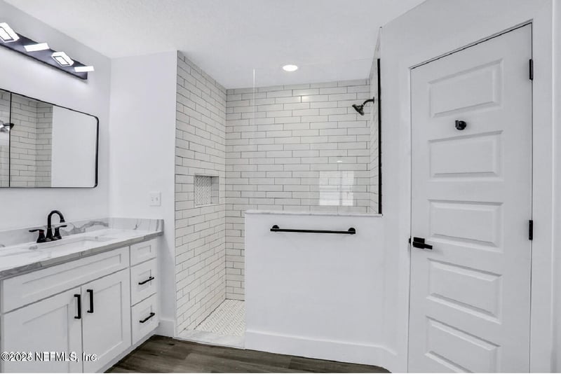 2972 Cape View Dr, Jacksonville, FL 32226