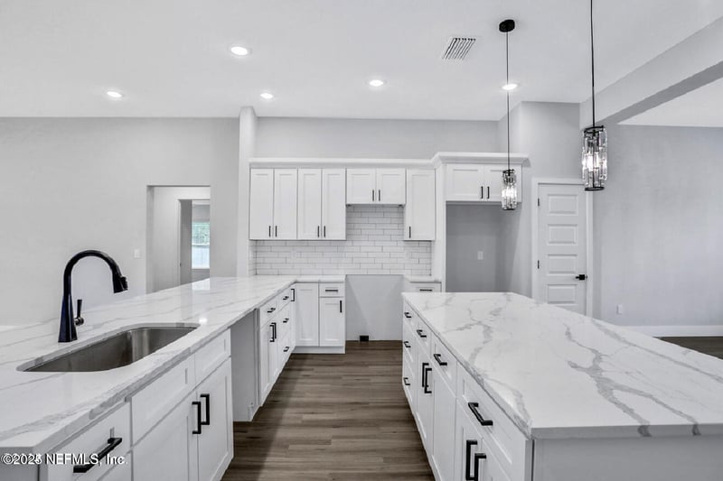 2972 Cape View Dr, Jacksonville, FL 32226