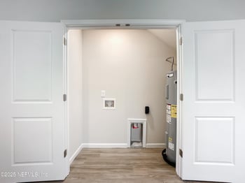 1242 Mull St, Jacksonville, FL 32205