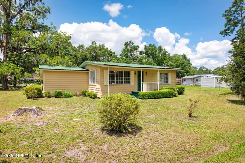 37206 Cypress Ln, Hilliard, FL 32046