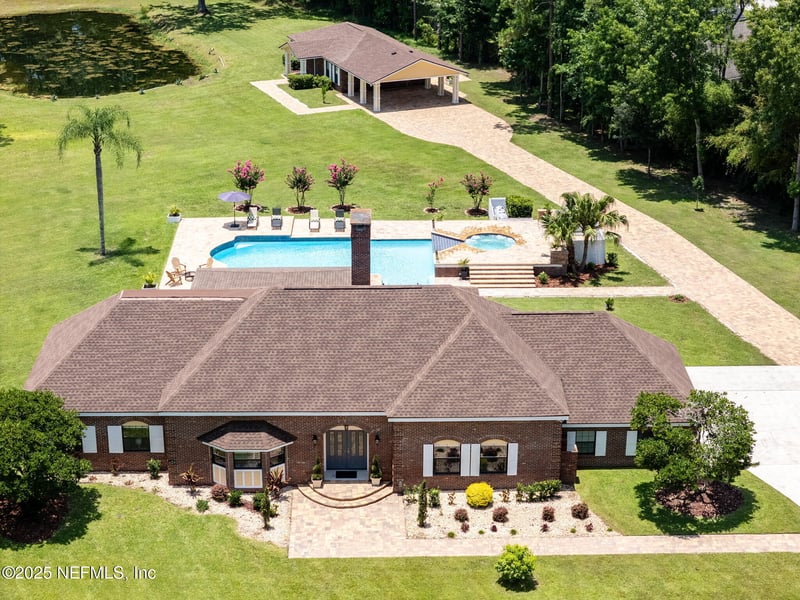 10710 Sky Lark Dr, Jacksonville, FL 32257