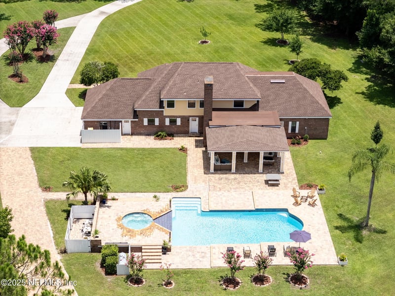 10710 Sky Lark Dr, Jacksonville, FL 32257