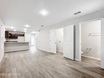 1246 Mull St, Jacksonville, FL 32205