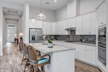 147 Forestview Ln, Jacksonville, FL 32081