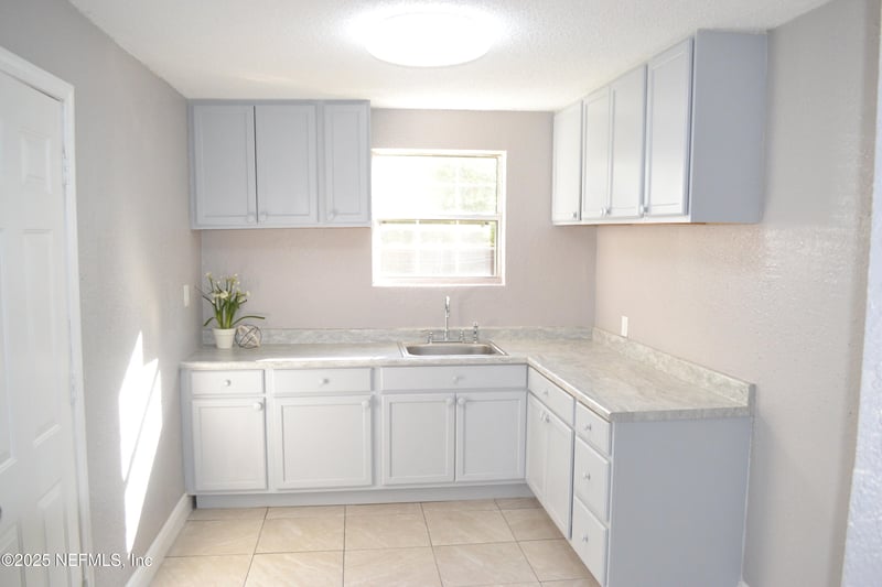 3042 Lucoma Dr, Jacksonville, FL 32254