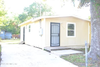 3042 Lucoma Dr, Jacksonville, FL 32254