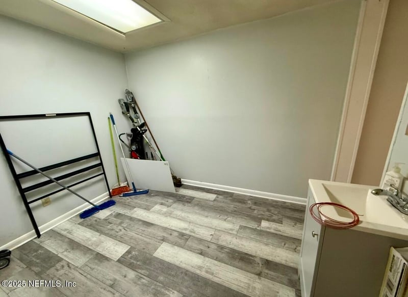 10658 Biscayne Blvd, Jacksonville, FL 32218