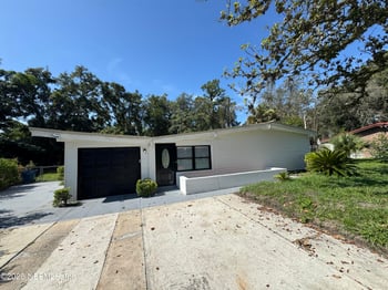 7942 Helston Dr, Jacksonville, FL 32208