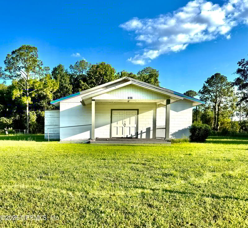 101 Sesame St, Palatka, FL 32177