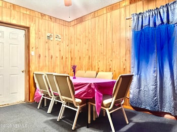 101 Sesame St, Palatka, FL 32177