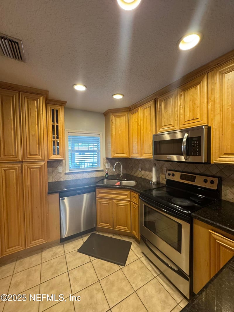 3434 Blanding Blvd #212, Jacksonville, FL 32210