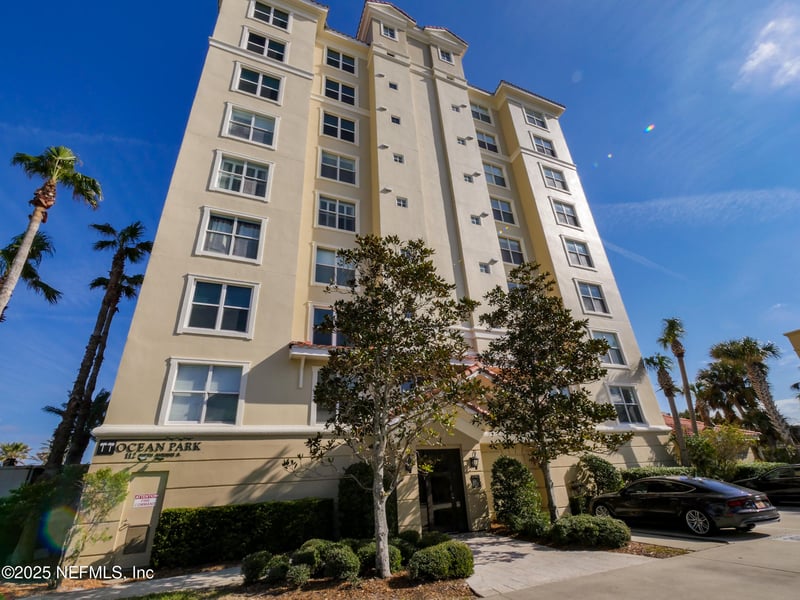 112 5th Ave #402, Jacksonville Beach, FL 32250