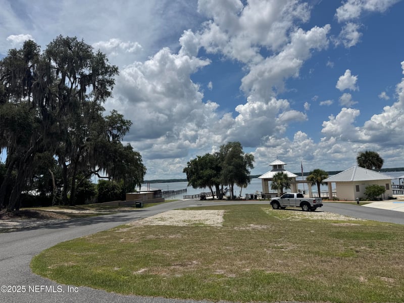 4042 Buena Vista Ave, Starke, FL 32091