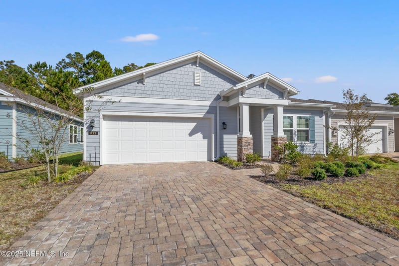 911 Colon Ln, Jacksonville, FL 32218