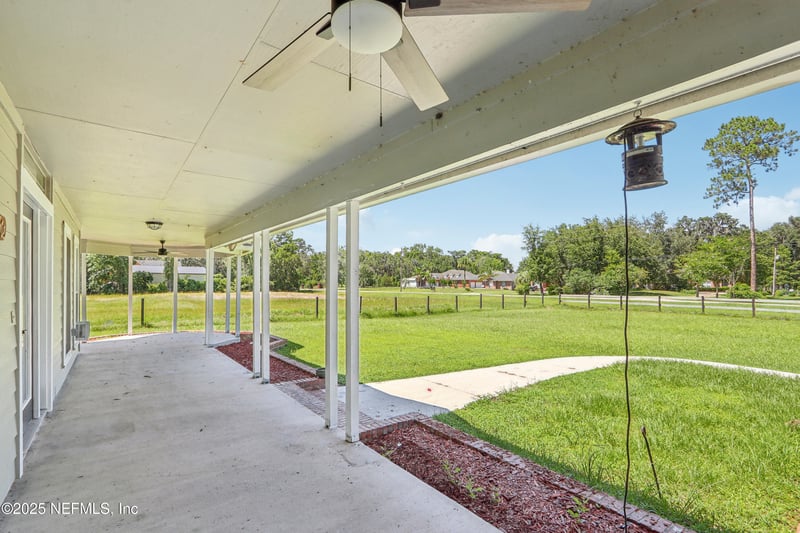 5592 Dianthus St, Green Cove Springs, FL 32043