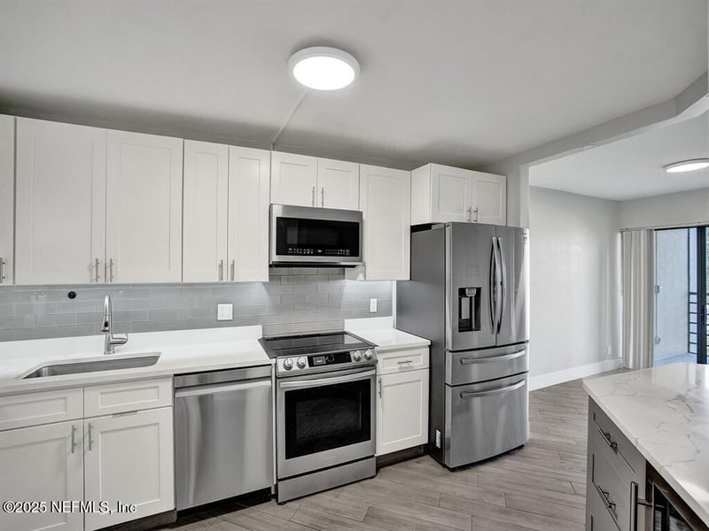 5851 Camino Del Sol #305, Boca Raton, FL 33433