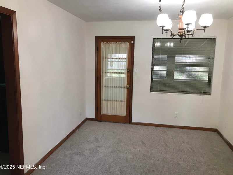 5914 Meadow Ln, Jacksonville, FL 32277