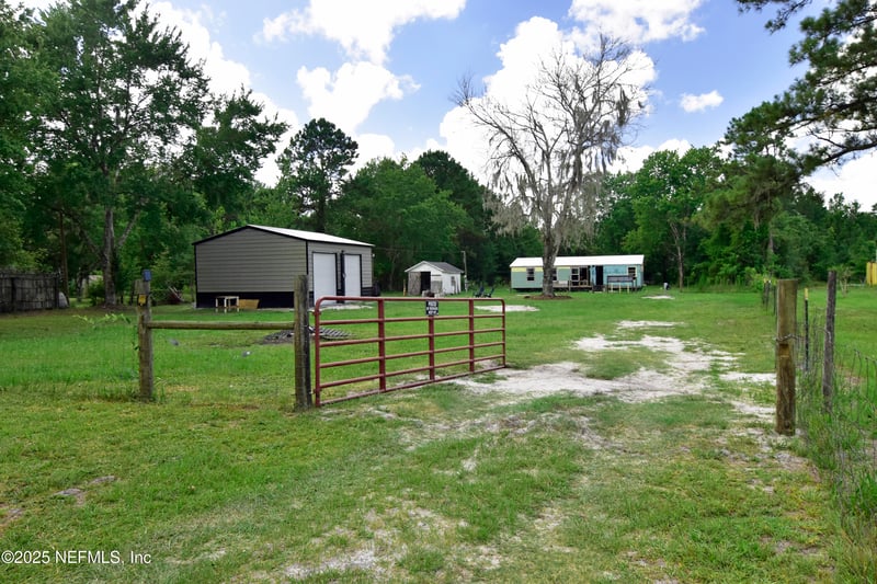 4378 Lori Loop Rd, Keystone Heights, FL 32656